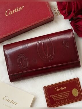 CARTIER MUST DE CARTIER HAPPY BIRTHDAY BORDEAUX PATENT LEATHER LONG WALLET